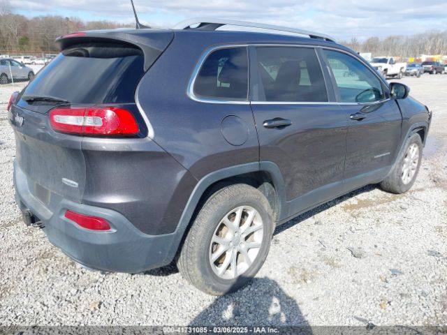1C4PJLLXXJD606504 Jeep Cherokee Latitude Plus Fwd