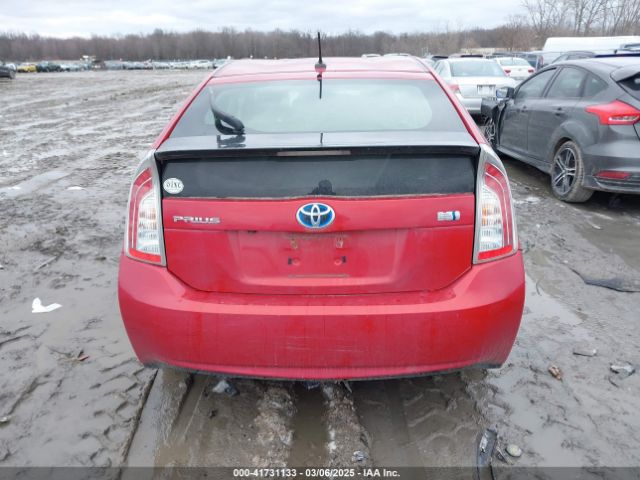JTDKN3DUXF0432788 Toyota Prius Three