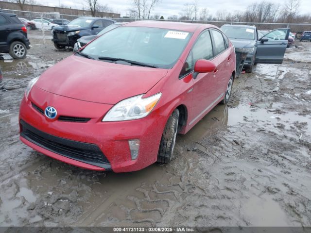 JTDKN3DUXF0432788 Toyota Prius Three