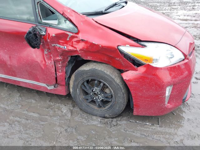 JTDKN3DUXF0432788 Toyota Prius Three