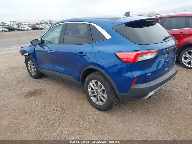 1FMCU9G69NUA71547 Ford ESCAPE SE