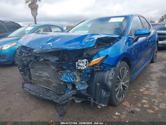 4T1B11HKXJU111484 Toyota CAMRY SE