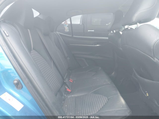 4T1B11HKXJU111484 Toyota CAMRY SE