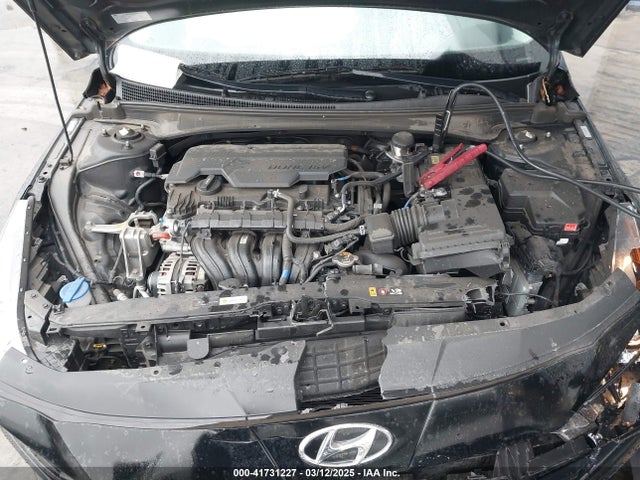 KMHLL4AG8MU071156 Hyundai ELANTRA SE