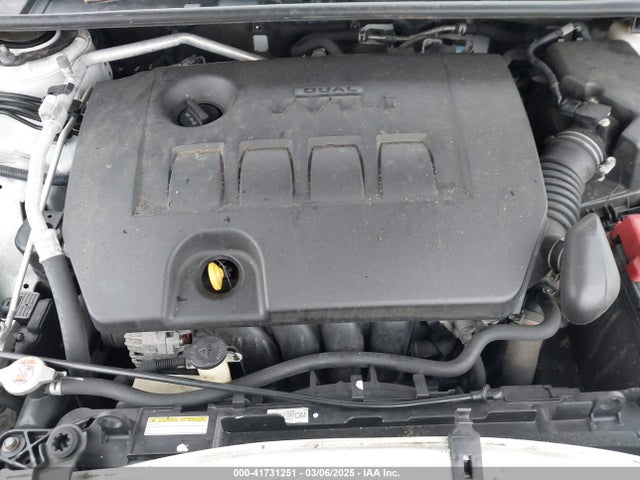 2T1BURHE3KC204852 Toyota COROLLA LE