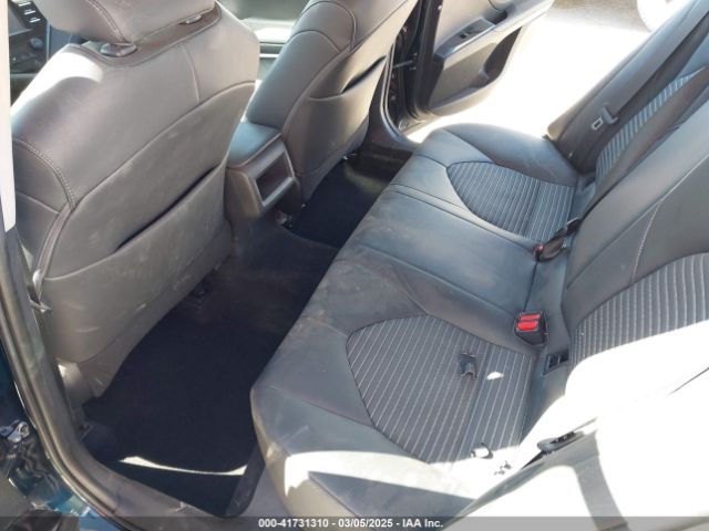 4T1B11HKXKU772384 Toyota CAMRY SE