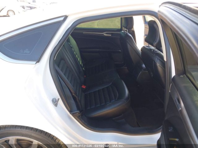 3FA6P0CDXKR138075 Ford FUSION SEL