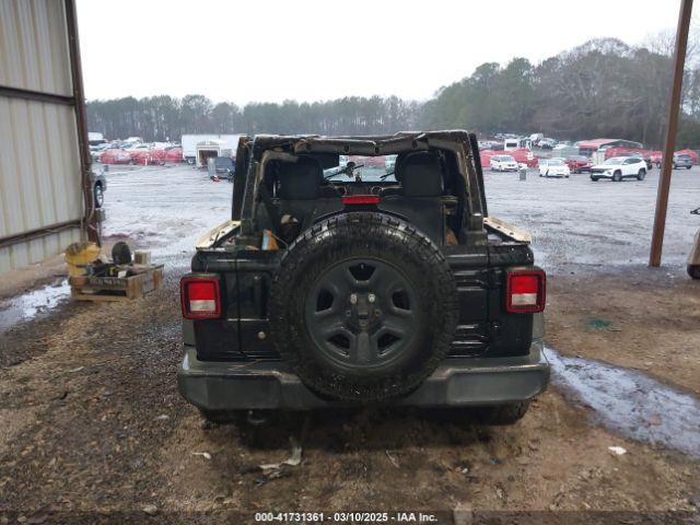 1C4HJXDN2MW725181 Jeep Wrangler Unlimited Sport 4x4