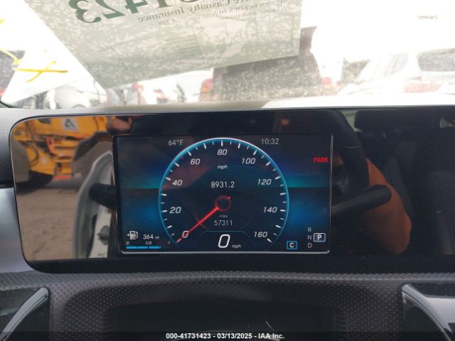 WDD3G4EB6KW020804 Mercedes-Benz A 220