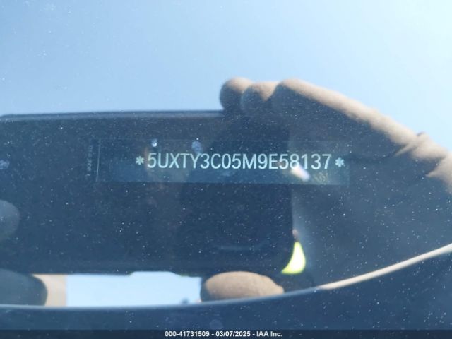 5UXTY3C05M9E58137 BMW X3 Sdrive30i