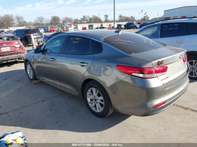 5XXGT4L31JG242590 KIA Optima Lx
