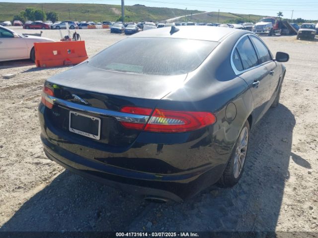 2013 JAGUAR XF SAJWA0ES6DPS81365 Photo 3