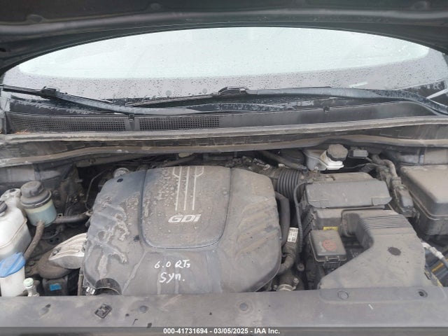 KNDMB5C18J6367062 KIA SEDONA LX