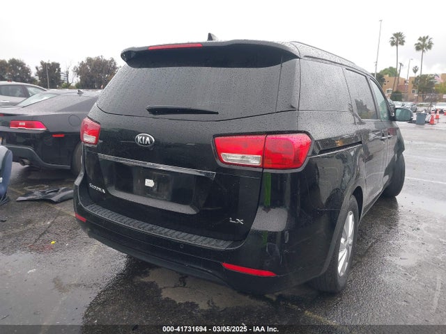 KNDMB5C18J6367062 KIA SEDONA LX
