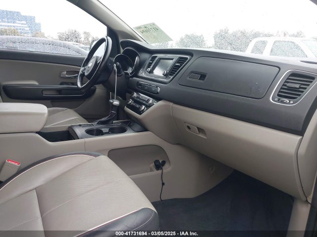 KNDMB5C18J6367062 KIA SEDONA LX