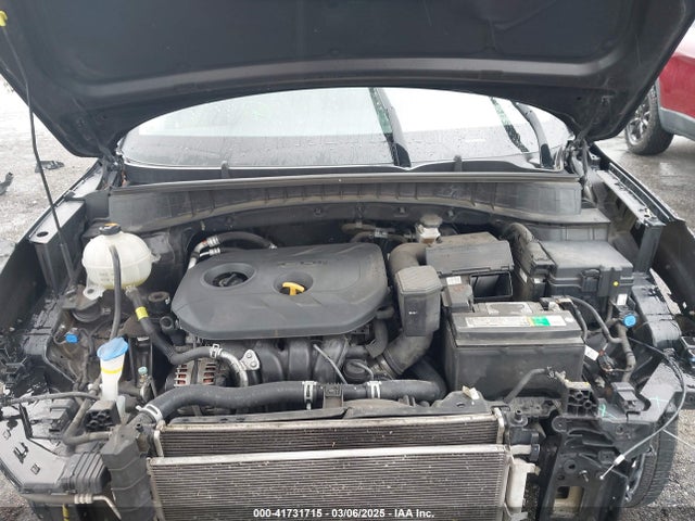 KM8J33A48HU276120 Hyundai TUCSON SE