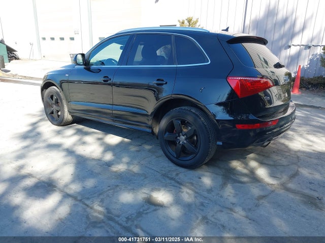 2011 AUDI Q5 WA1DKAFP6BA038894 Photo 2