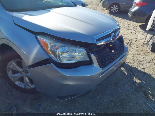Subaru Forester 2.5i Premium 2015 JF2SJADC1FH827078 Image 17