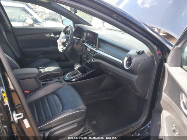 3KPF54AD3PE621447 KIA Forte Gt-line