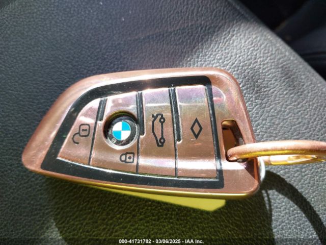 3MW5R7J01L8B06063 BMW 330i Xdrive