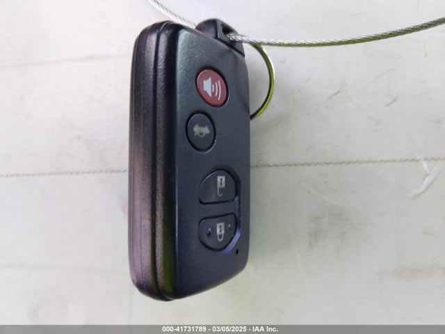 41731789 :رقم المزاد ، 4T1BK3EK2AU604315 vin ، 2010 Toyota Camry Xle V6 مزاد بيع