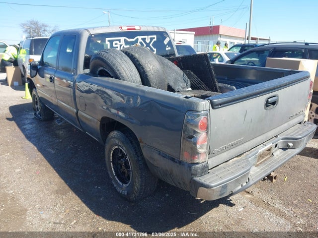 2001 CHEVROLET SILVERADO 1500 2GCEK19T111158582 Photo 2