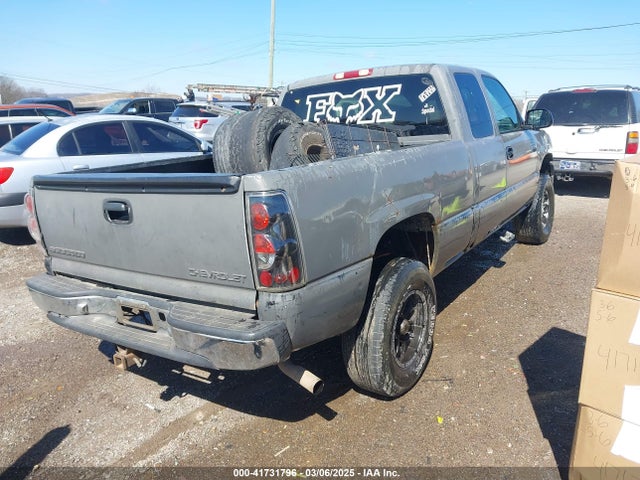2001 CHEVROLET SILVERADO 1500 2GCEK19T111158582 Photo 3