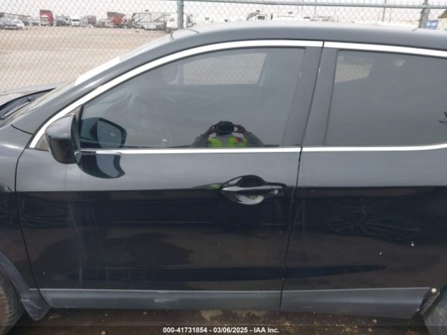 JN1BJ1CV2LW543826 Nissan Rogue Sport S Fwd Xtronic Cvt