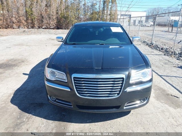 Chrysler 300c Awd 2014 2C3CCAKG5EH216650 Image 12