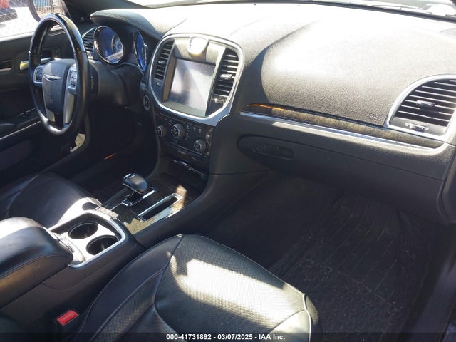 Chrysler 300c Awd 2014 2C3CCAKG5EH216650 Image 5