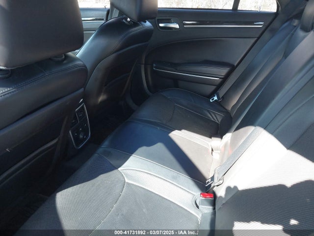 Chrysler 300c Awd 2014 2C3CCAKG5EH216650 Image 8