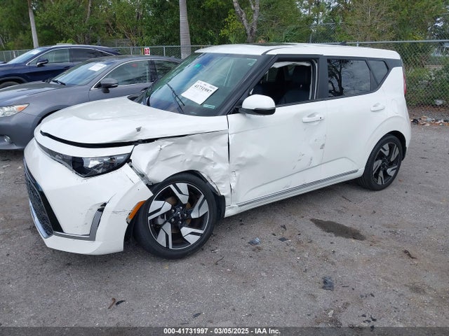 KIA Soul Gt-line 2024 KNDJ53AUXR7897339 Image 2