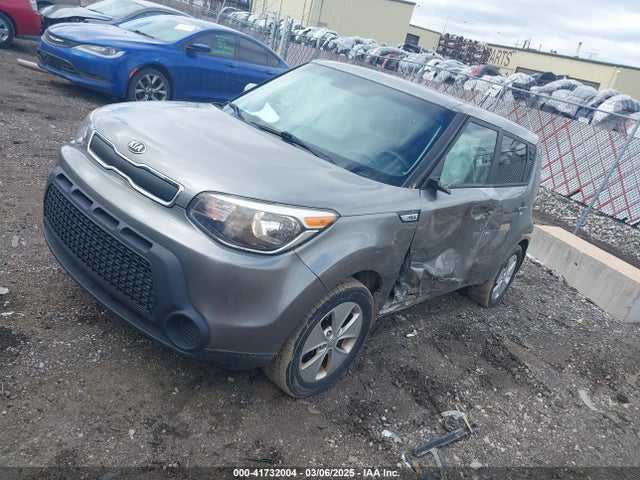 KIA Soul 2015 KNDJN2A23F7174324 Image 2