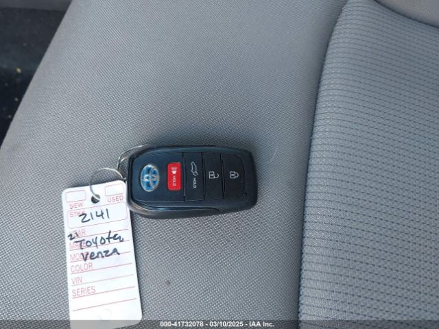 JTEAAAAH9MJ049365 Toyota VENZA LE