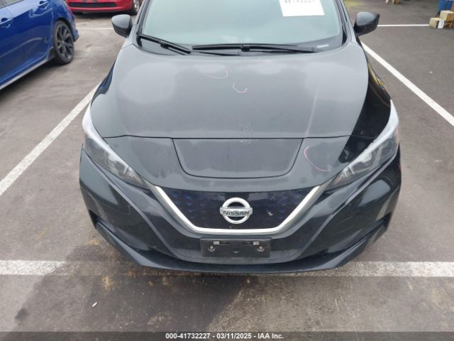 1N4AZ1CP2JC311816 Nissan LEAF S