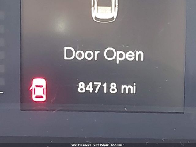 1C4PJLCB1EW208600 Jeep Cherokee Latitude