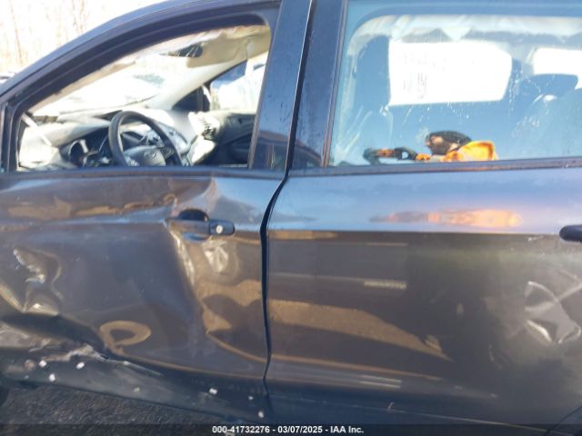 1FMCU0F77JUD41553 Ford ESCAPE S