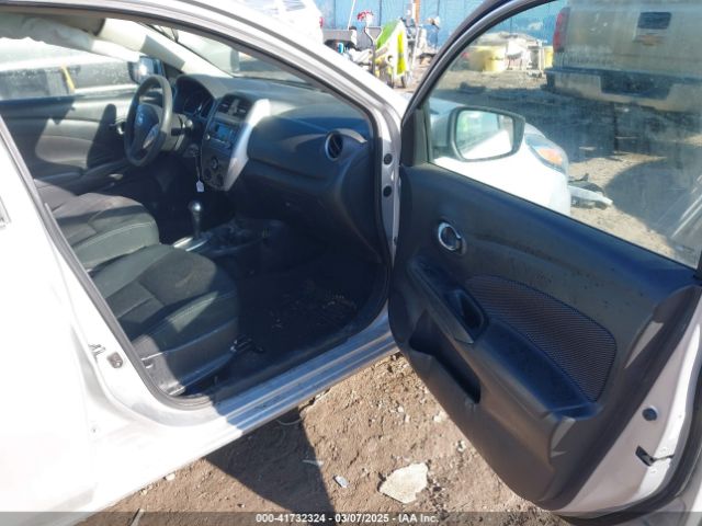 3N1CN7AP3HK421415 Nissan Versa 1.6 Sv