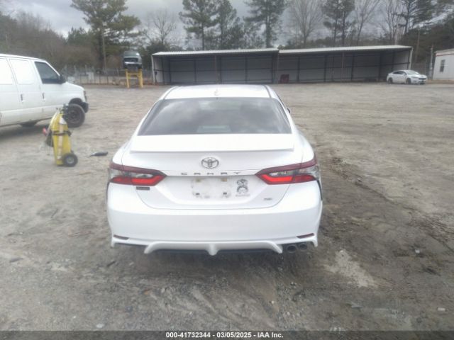 4T1G11AK1MU560623 Toyota CAMRY SE