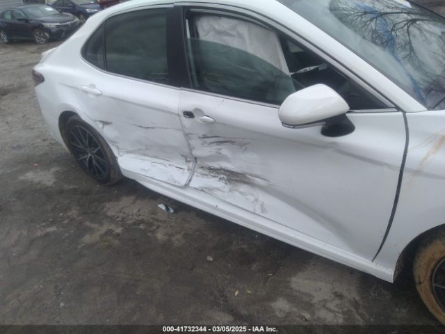 4T1G11AK1MU560623 Toyota CAMRY SE