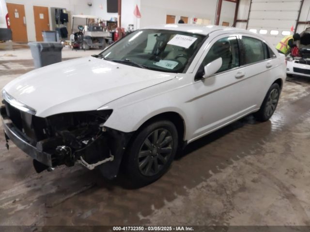 2013 CHRYSLER 200 1C3CCBBB2DN592416 Photo 1