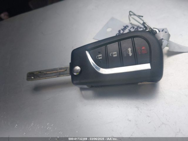 4T1C11AK9MU564420 Toyota CAMRY LE