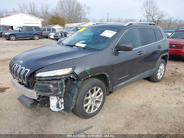 1C4PJLCB1GW135652 Jeep Cherokee Latitude