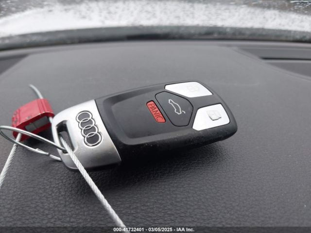 WAUKMAF47JA007663 Audi A4 2.0t Tech Ultra Premium/2.0t Ultra Premium
