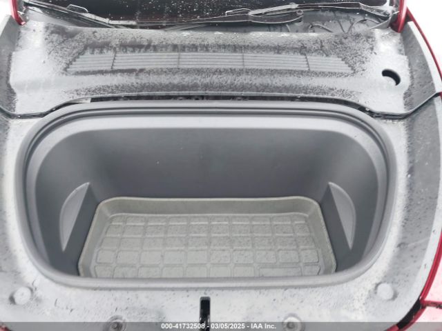 2024 TESLA MODEL Y 7SAYGAEE5RF018746 Photo 9