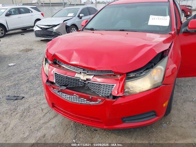 1G1PC5SB1E7178010 Chevrolet Cruze 1lt Auto