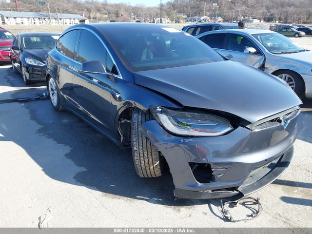 2016 TESLA MODEL X 5YJXCAE46GF028288 Photo 0