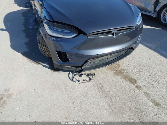 2016 TESLA MODEL X 5YJXCAE46GF028288 Photo 5
