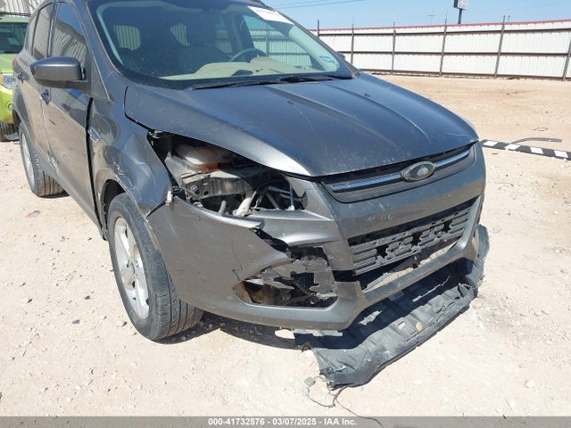 1FMCU0GXXEUD93750 Ford ESCAPE SE