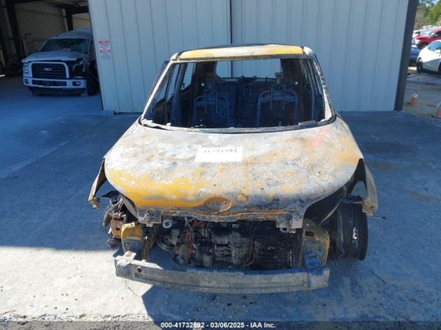 KNDJN2A25E7709765 KIA Soul